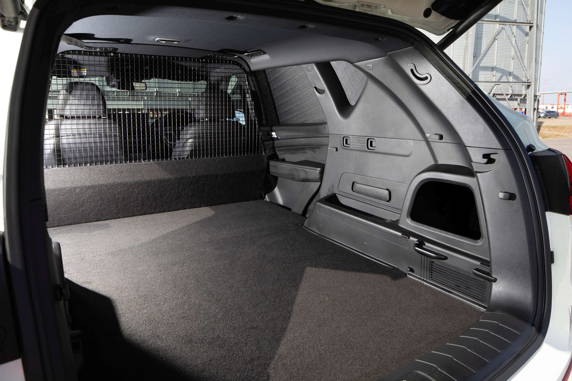 Rexton Van Conversion 192